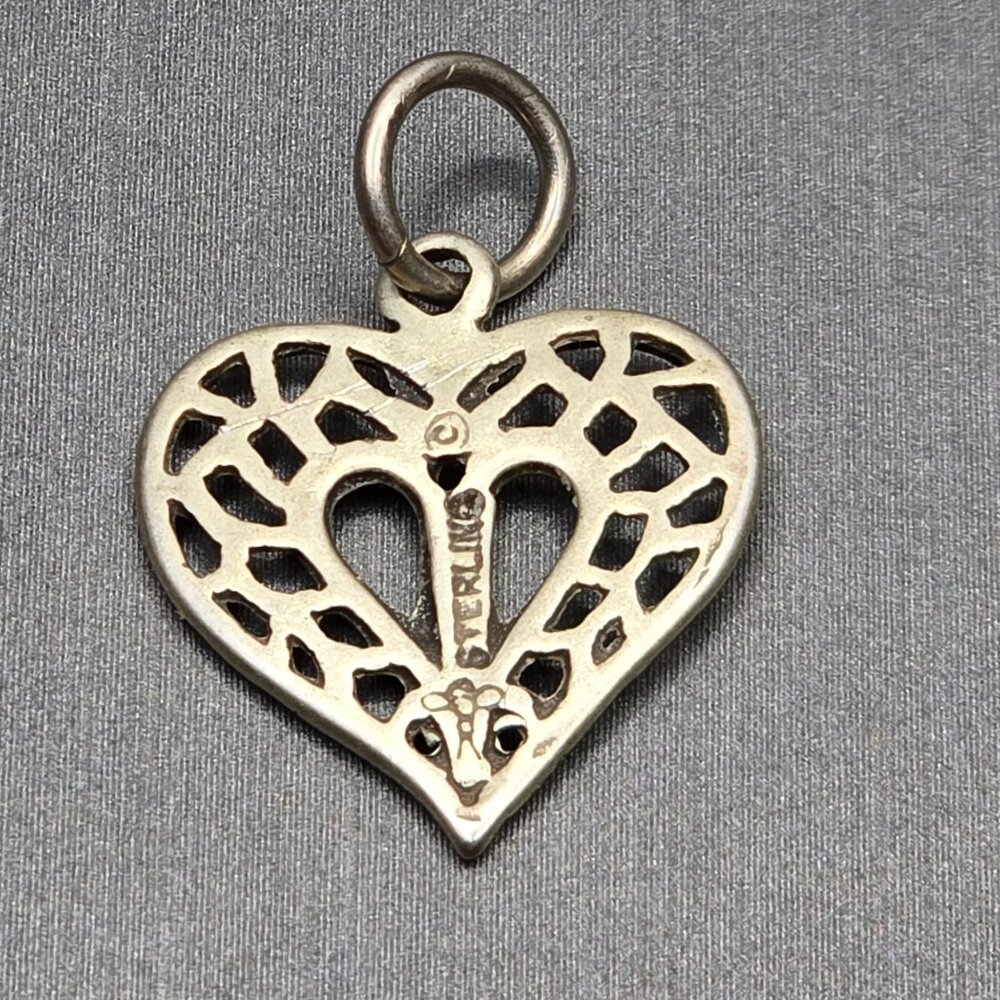 VTG Sterling Silver Filigree Heart Pendant .75" Diamond Cut Signed Bee Mark - Picture 2 of 5